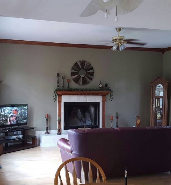 webassets/hadleypaintshouseslivingroomafterpaintingpicture.jpg